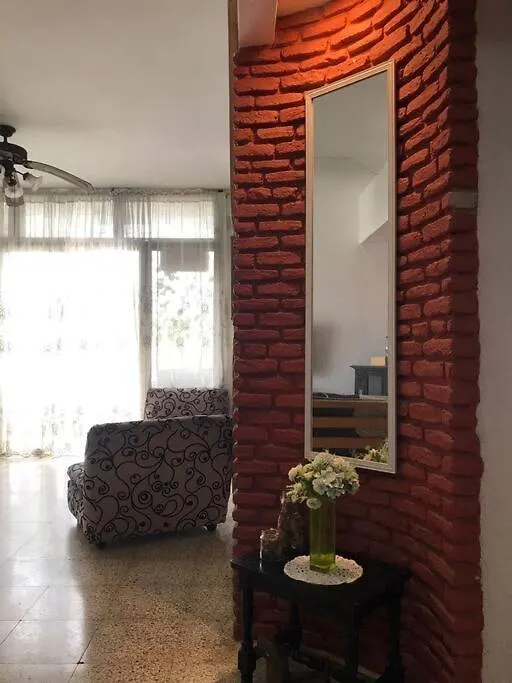 Departamento Acogedor Con Balcon - Las Penas Γκουαγιακίλ 0*,  Ισημερινός
